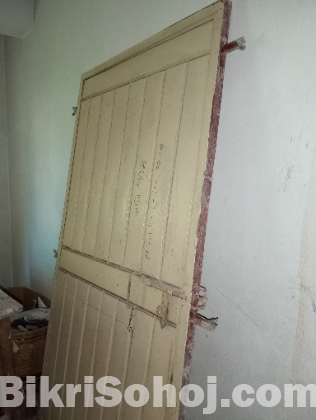 Planshit Door